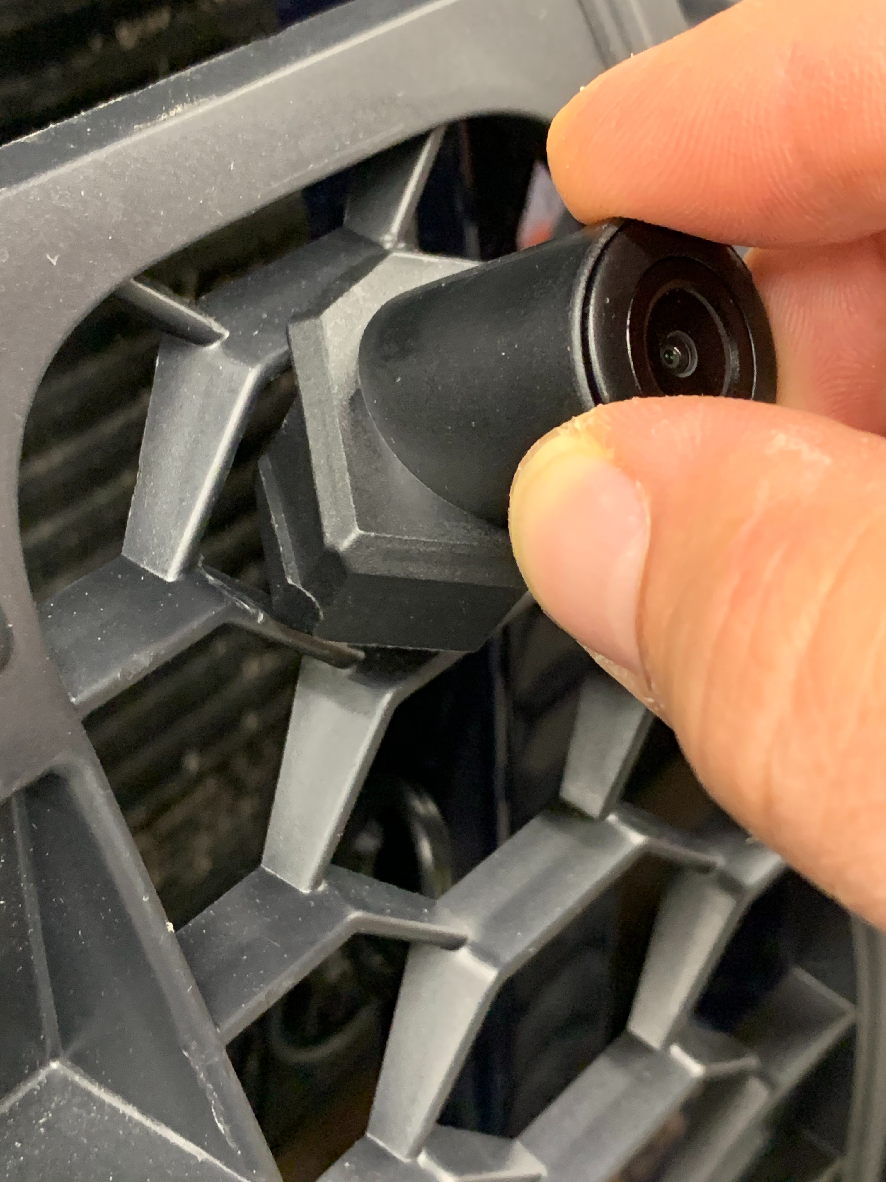 Z-Automotive Gladiator JT telecamera anteriore griglia 2020-23