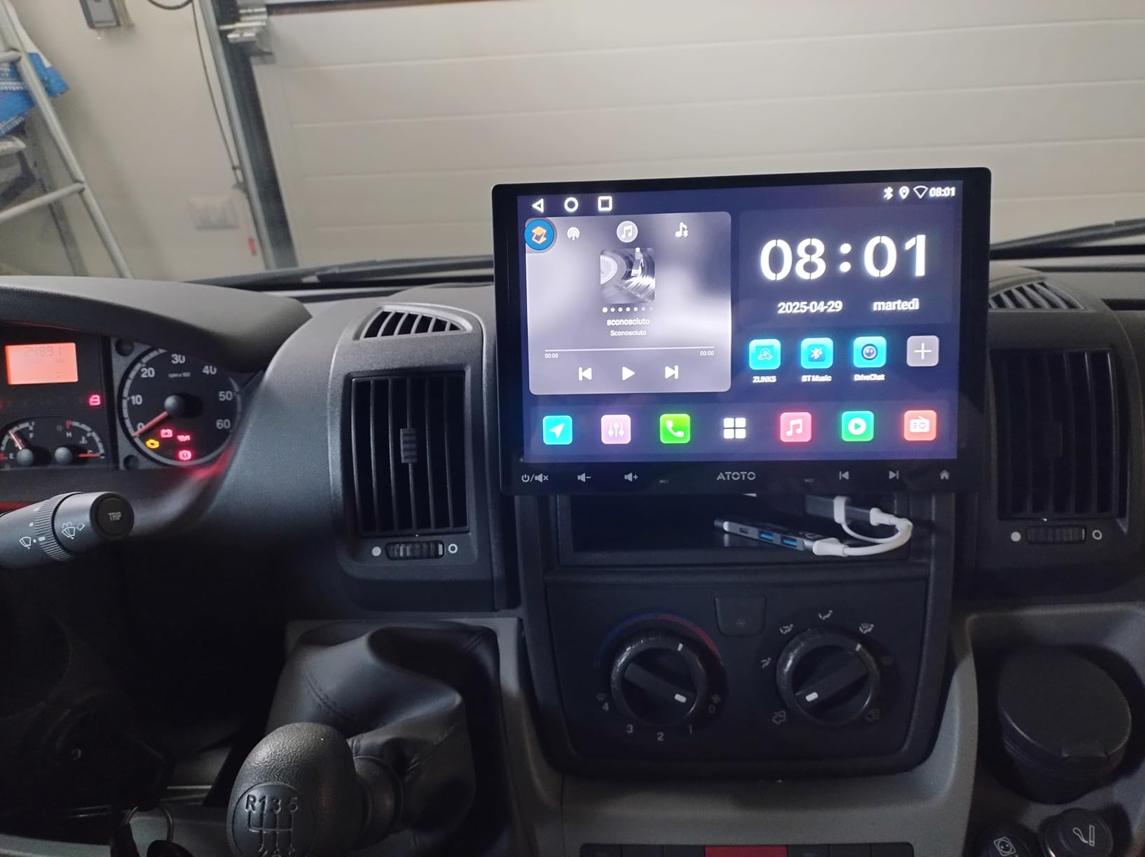 ATOTOZONE A5L autoradio Android 10.1" QLED 2G+32G CarPlay