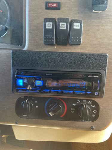 Magnedyne M99XXSDKIT adattatore autoradio camper 1 DIN